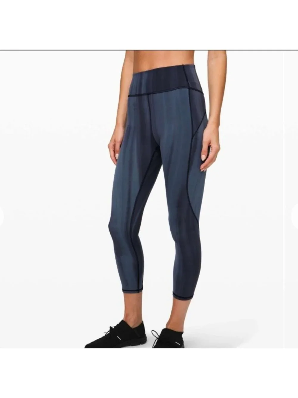 Lululemon In Movement Crop 23